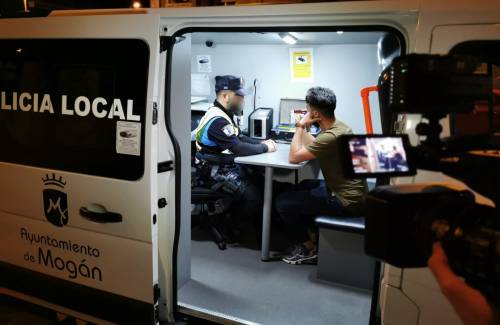 La Policía Local de Mogán participa en el programa 'Equipo 112' de Televisión Canaria