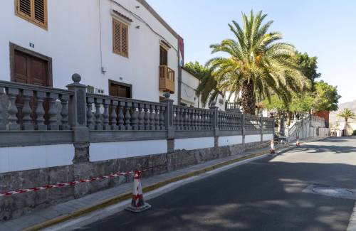 El Ayuntamiento ejecuta la última fase de mejora estética y de la accesibilidad en la plaza Sarmiento y Coto