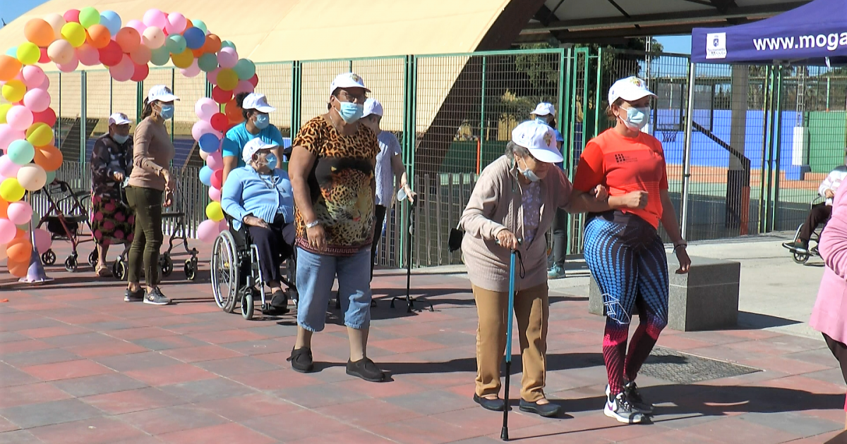 Los mayores de Mogán celebran el  Día Mundial de la Salud