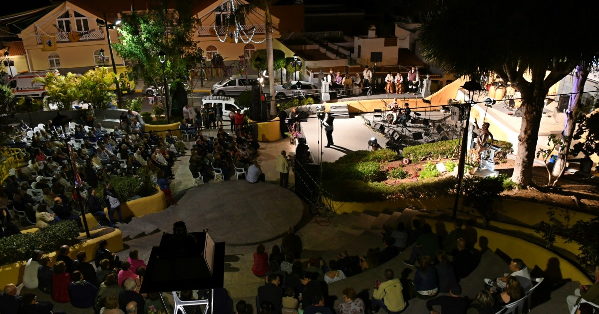 1.000 personas acudieron anoche al inicio de las Fiestas Patronales de San Antonio El Chico en Mogán