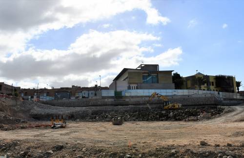 Mogán inicia la resolución del contrato de la obra del edificio de  aparcamientos en Arguineguín