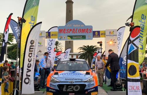 Yeray Lemes-Dani Rosario dominan la primera parte del 46º Rallye de Maspalomas