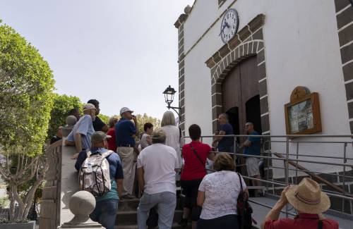 Un paseo por el casco histórico de Mogán desvela su historia y patrimonio