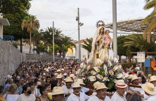 Arguineguín y Playa de Mogán, emoción a flor de piel en el regreso de las procesiones terrestres del Carmen
