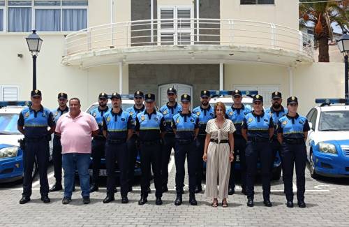 Onalia Bueno da la bienvenida a los nuevos agentes de Policía Local.