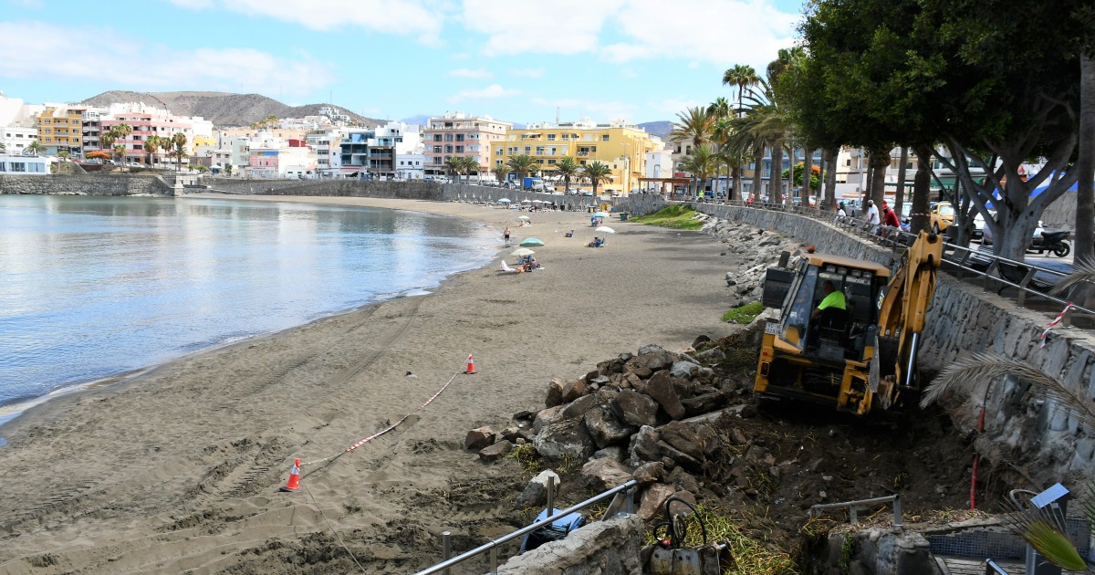 Comienza la rehabilitación del frente marítimo de la playa de Las Marañuelas