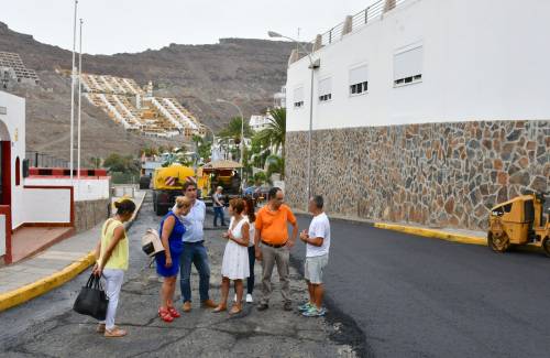 Mogán invierte 125.000 euros en asfaltar varias calles de Playa del Cura