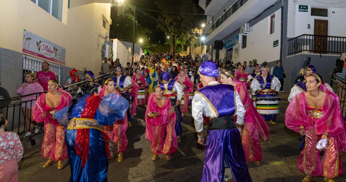 Los barrios celebran en la calle  la antesala de Carnaval Costa Mogán