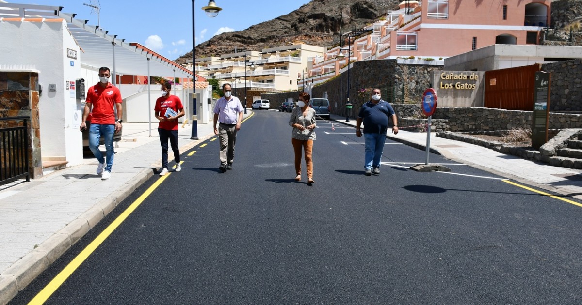 El Ayuntamiento renueva el asfaltado en calles de Playa de Mogán, El Cercado y Molino de Viento