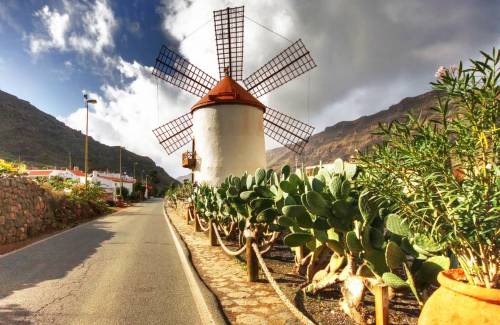 Obras Públicas del Gobierno de Canarias adjudica la redacción del estudio de alternativas a la carretera GC-200