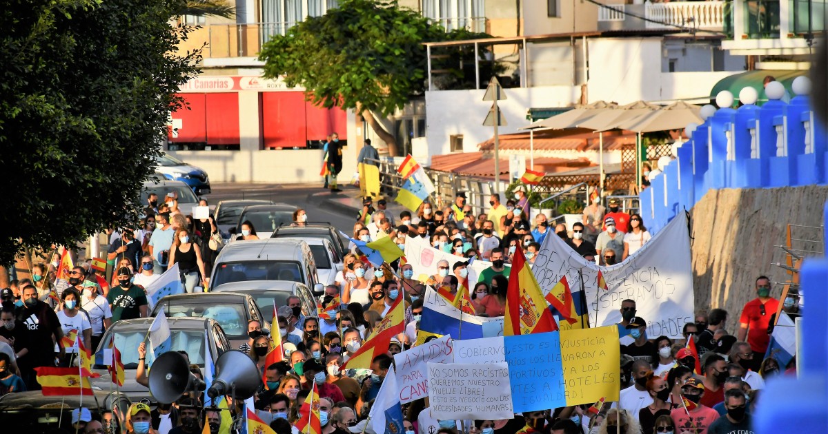 Nueva manifestación en Arguineguín para reclamar el cierre del campamento de migrantes en el muelle